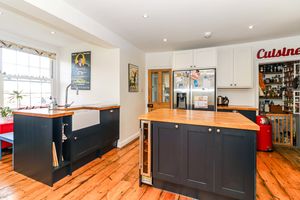 Photo 15- click for photo gallery